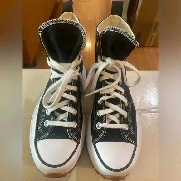 Converse Run Star high-tops Woman’s Size 8.5 and Mens Size 7 - Picture 8 of 9